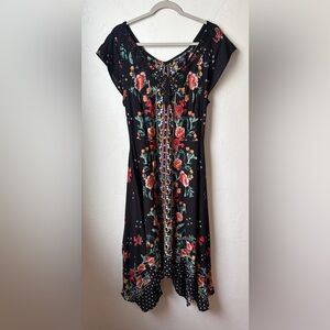 The Pyramid Collection Black Floral Tie Back Boho Dress 100% Rayon Size Large